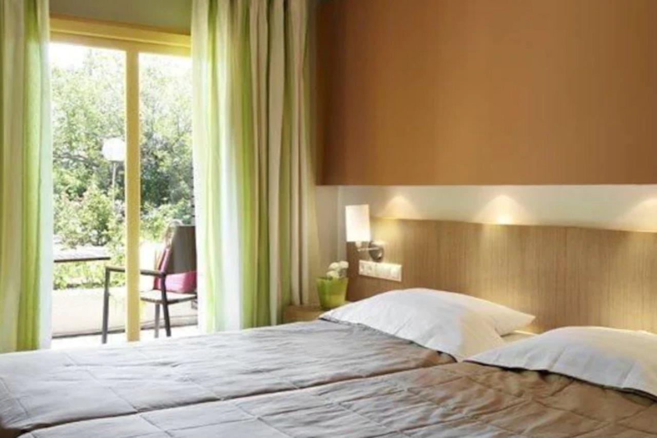 Astoria Hotel Troulos Luaran gambar