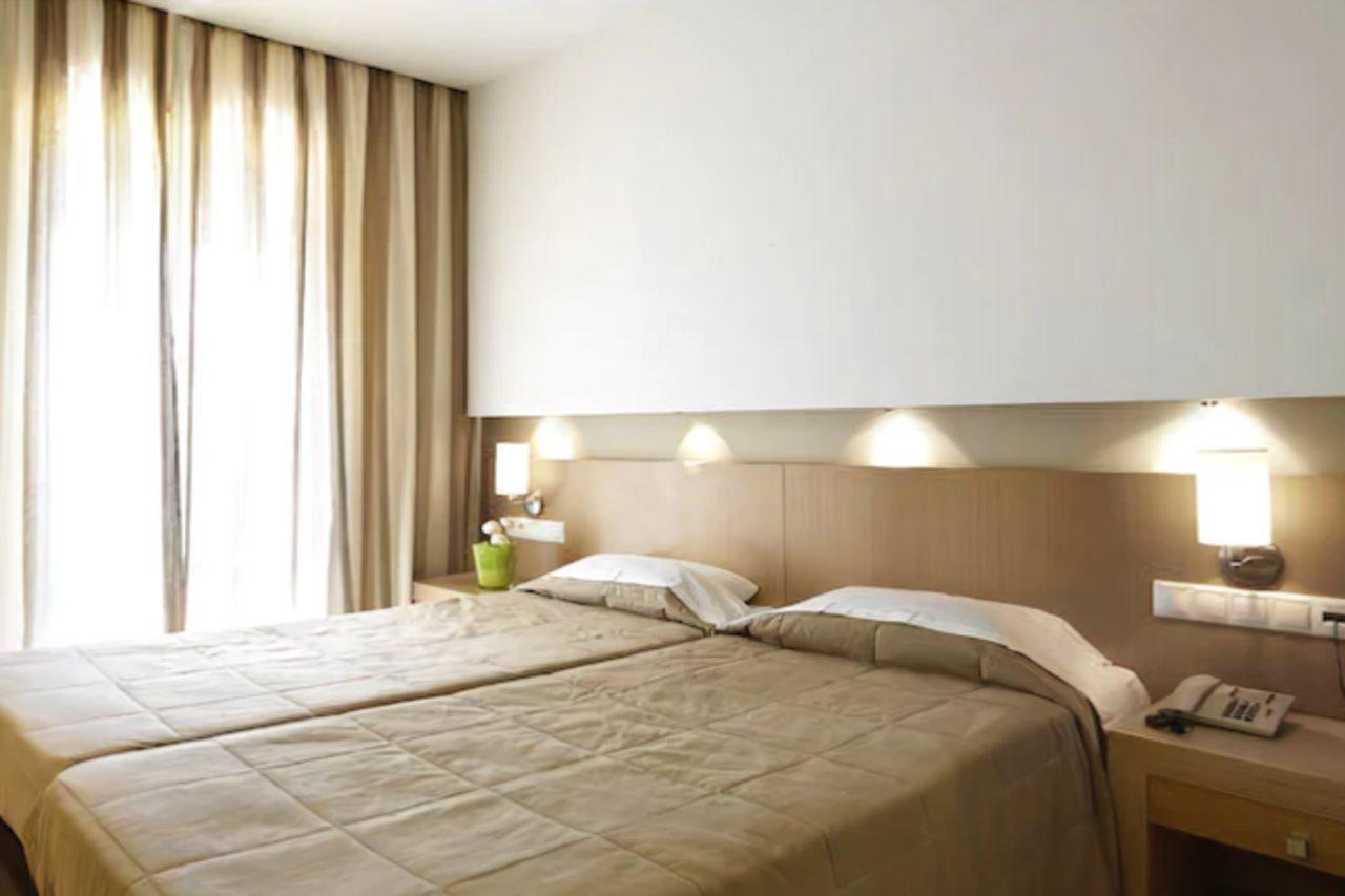 Astoria Hotel Troulos Luaran gambar